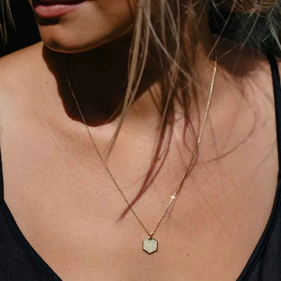 FINE 18CT GOLD NECKLACE "THE ESSENTIAL"