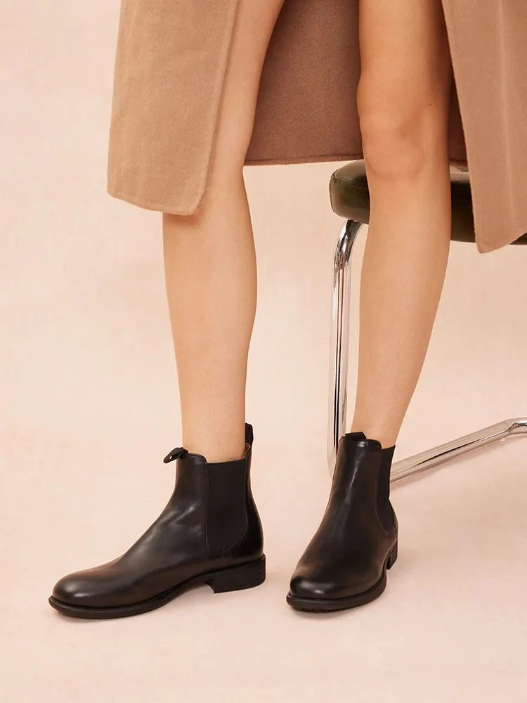 Gwen Calfskin Leather Chelsea Boots