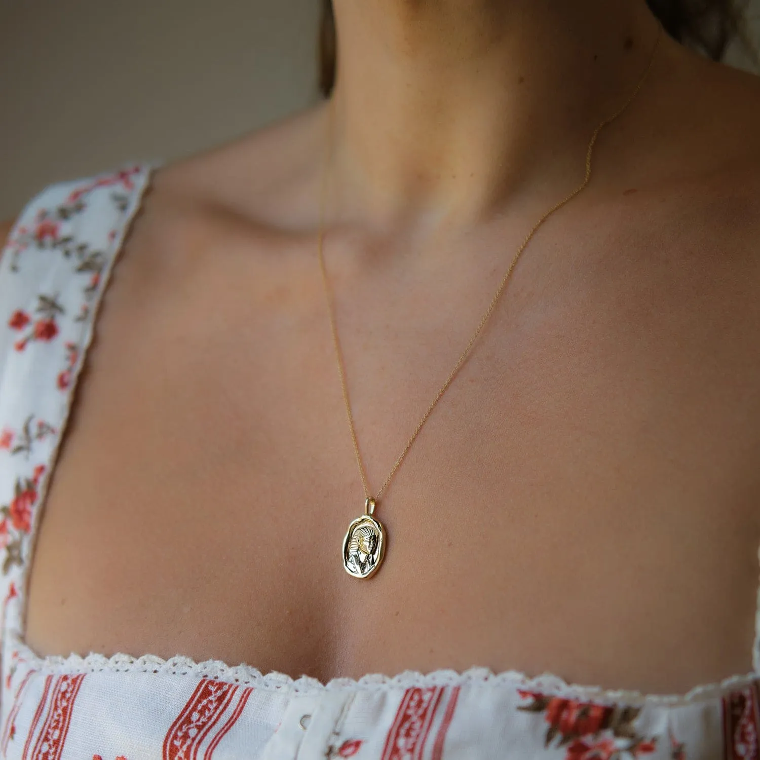 Hatshepsut Molten Gold Pendant