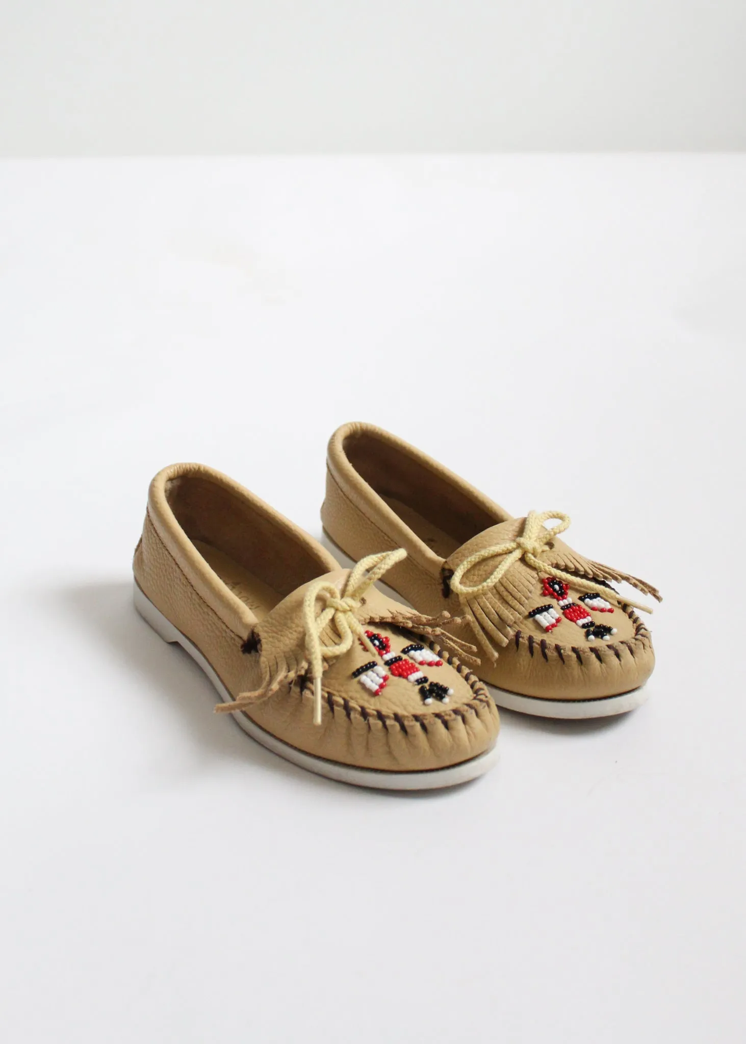 minnetonka moccasins sz. 8 1/2