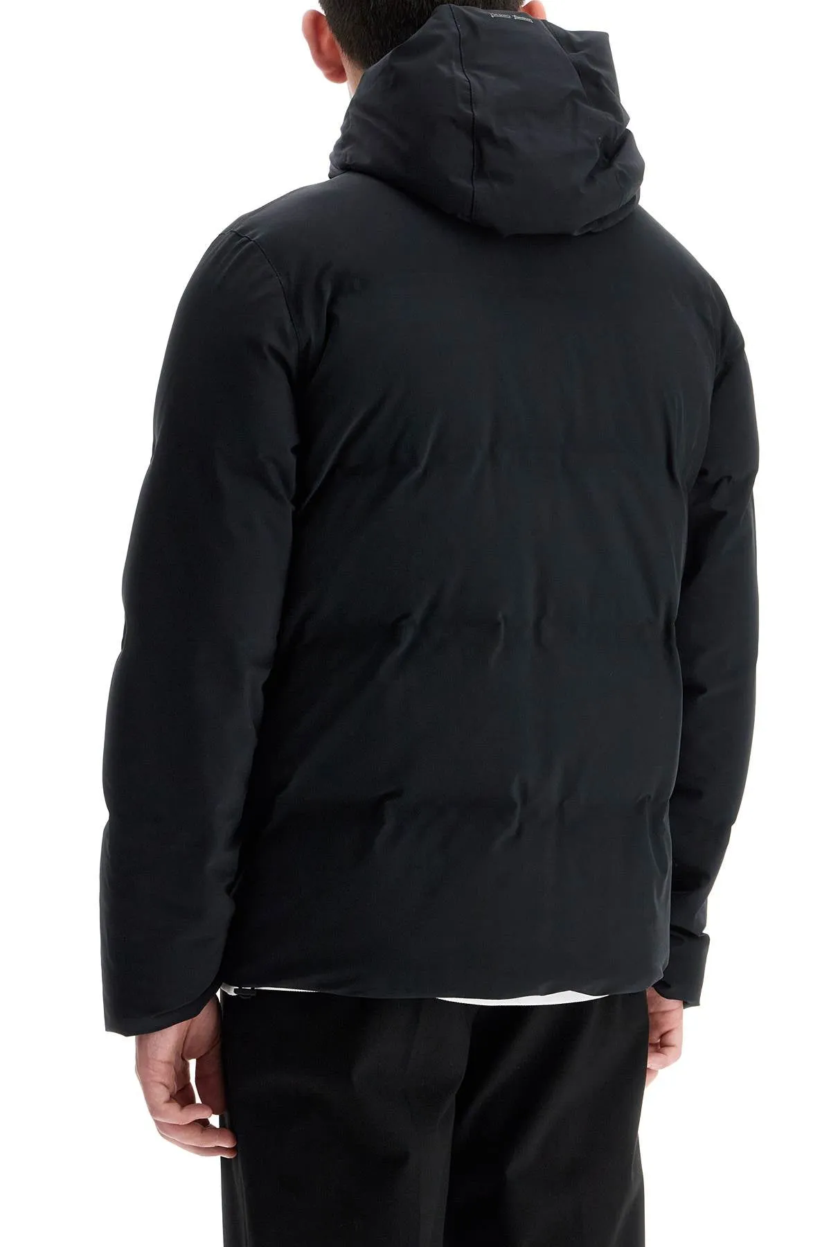 SHORT DOWN JACKET IN NEW IMPACT.